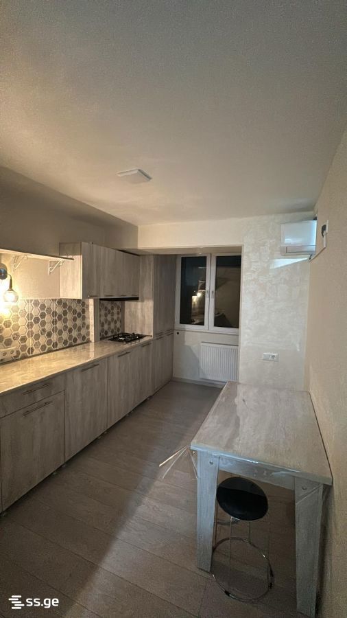 I. Abashidze st. 5 - 1 rooms