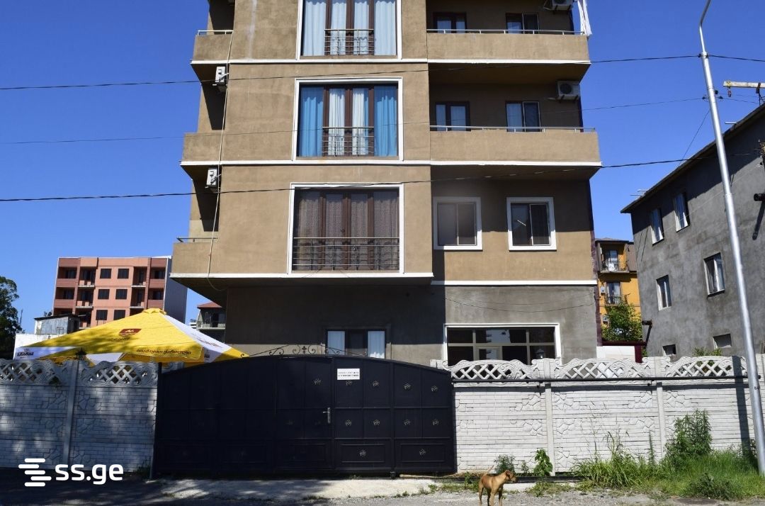 12 - 2 rooms