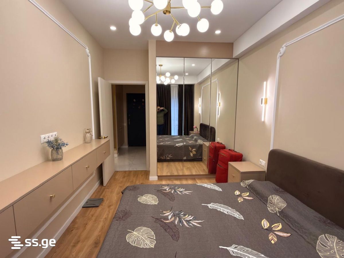 chkondideli st. 22 - 2 rooms