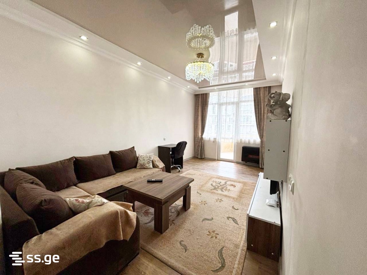 32 - 3 rooms