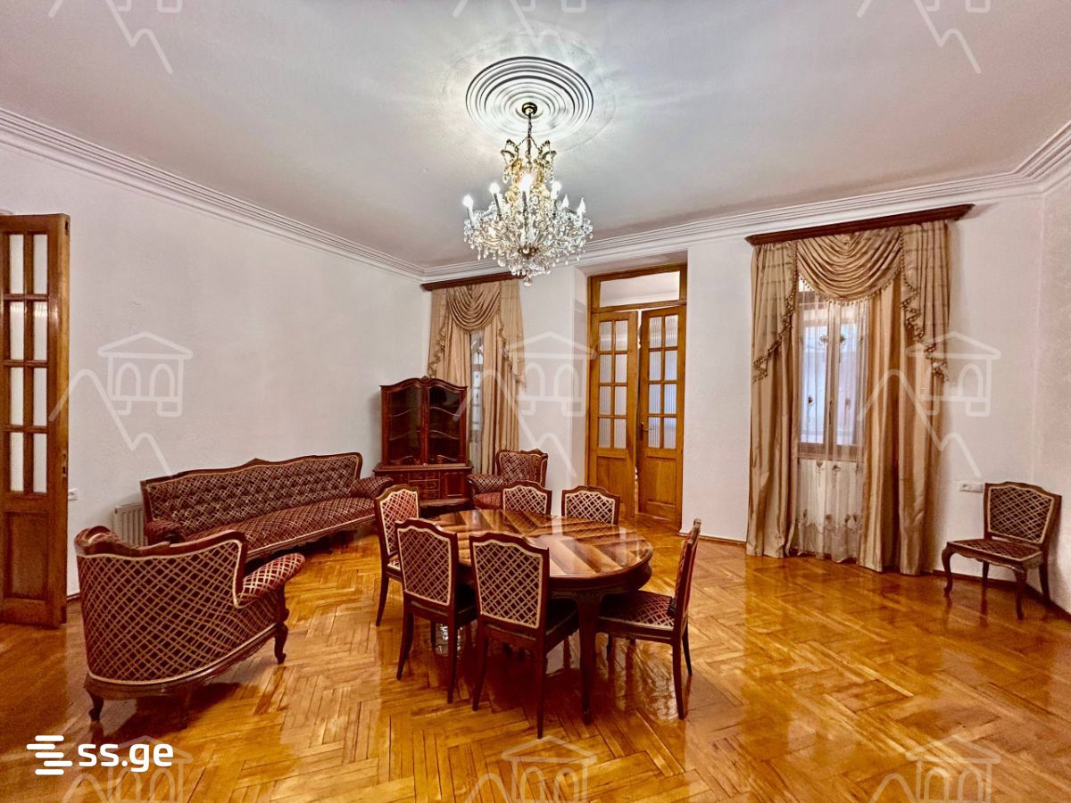 iashvili st. 7 - 5 rooms