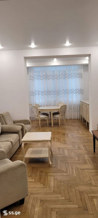 Vazha-Pshavela st. 4 - 3 rooms