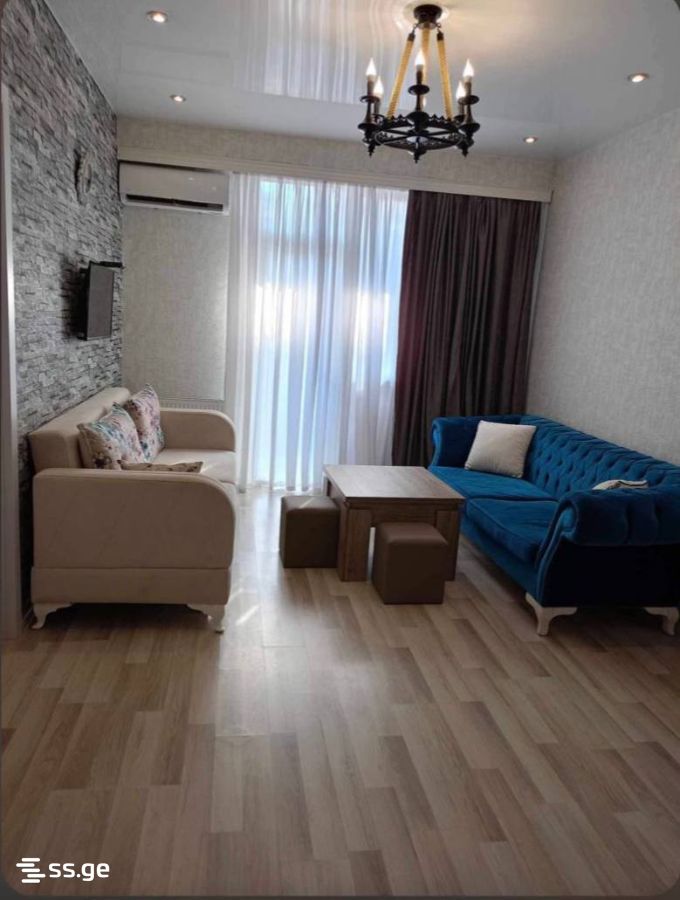 4 - 3 rooms