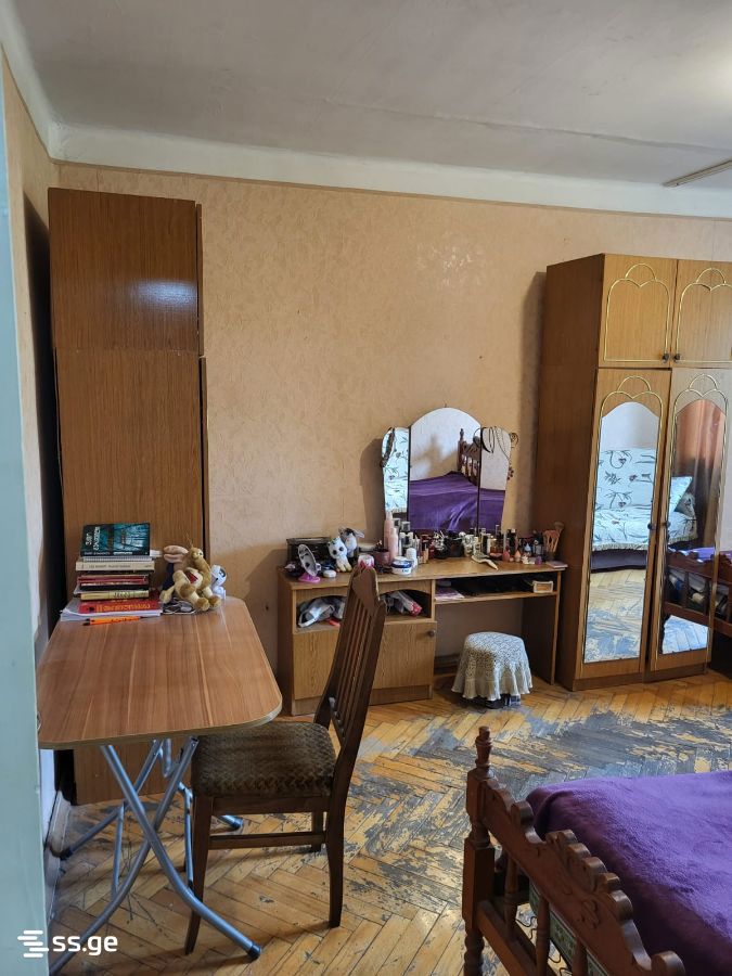 Guramishvili ave (Nadzaladevi) 37 - 1 rooms