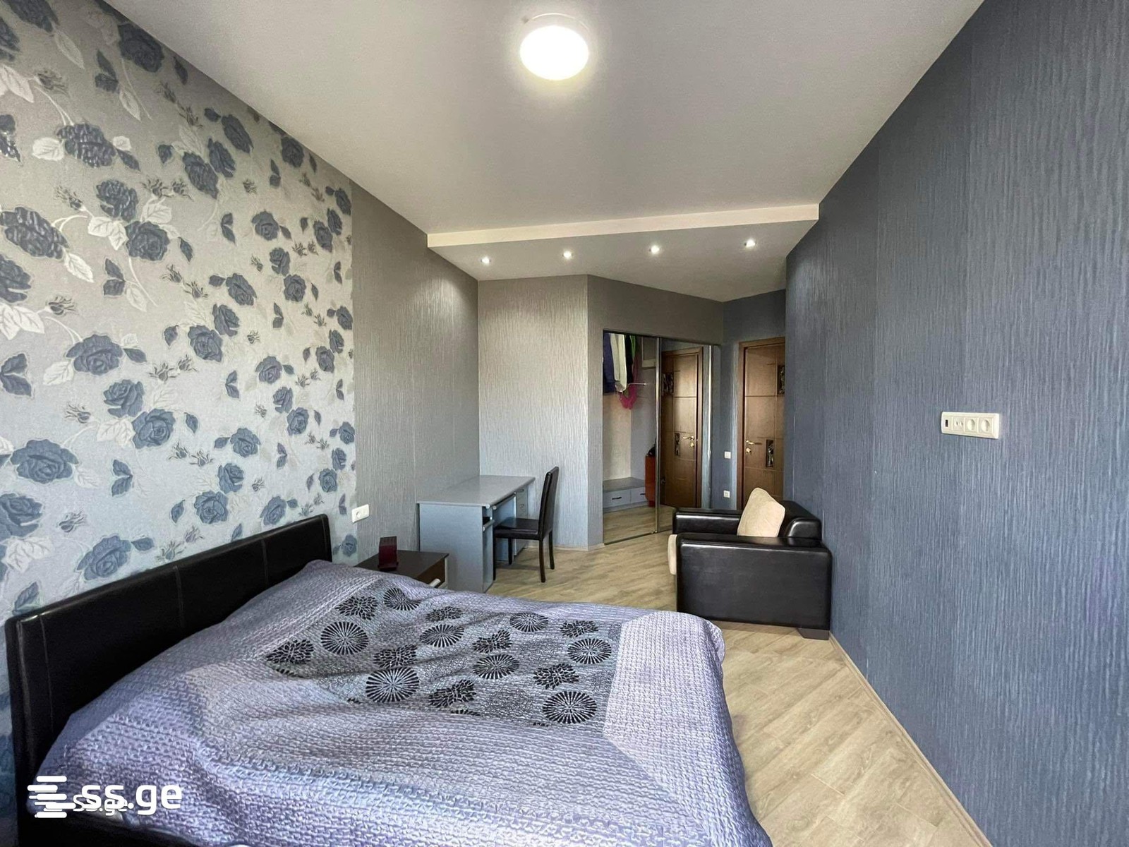i. chavchavadze avenue 5 - 3 rooms