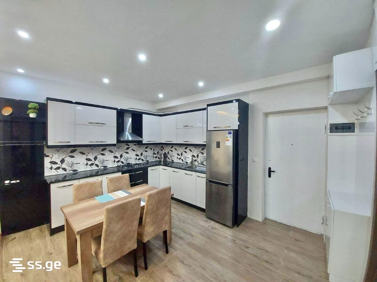 gulia st. 4 - 2 rooms