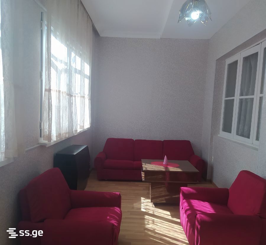 nucubidze st. 221 - 2 rooms