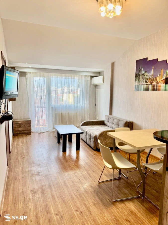 Tinatini st. 24 - 3 rooms