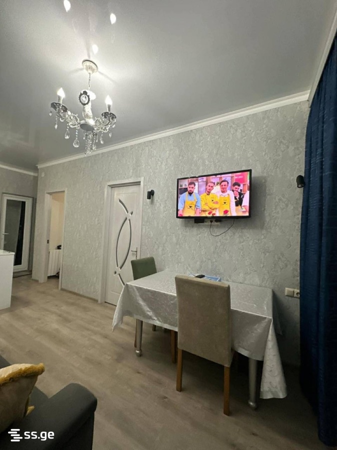 52 - 3 rooms