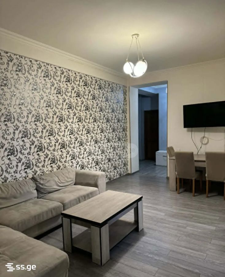 a.wereTlis avenue - 4 rooms