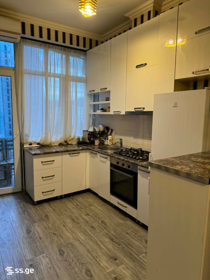 sokhumi st. - 4 rooms