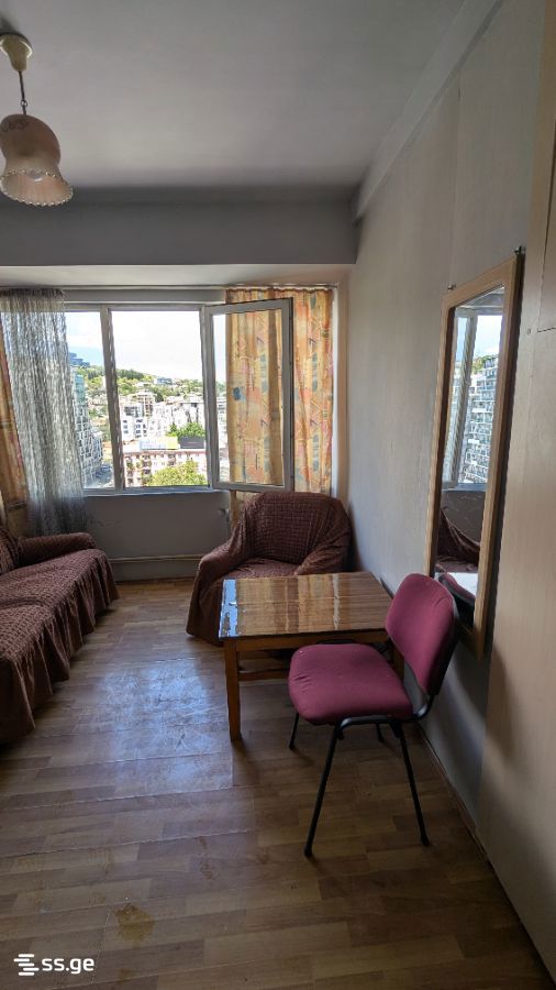pekini st. 41 - 2 rooms