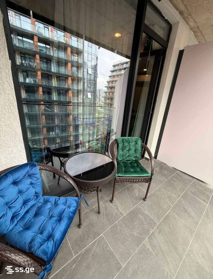 R. Nizharadze st. 20 - 1 rooms