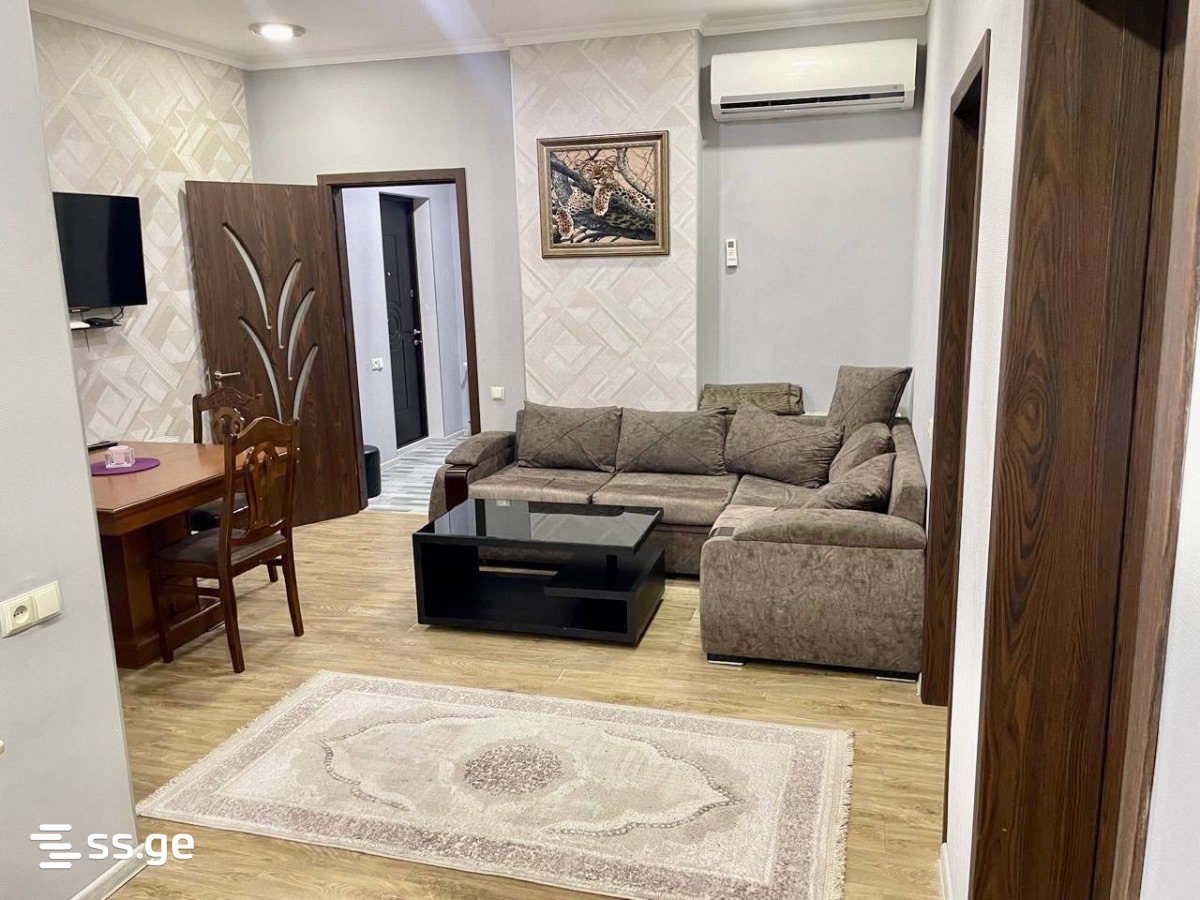 Z. Gorgiladze Street 98 - 3 rooms