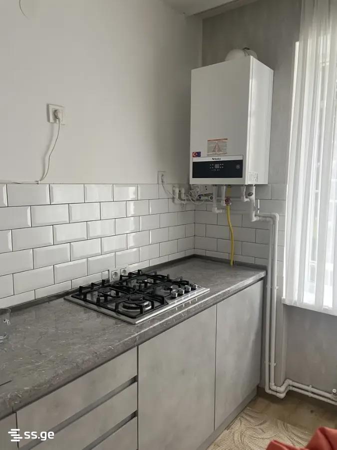 3 - 2 rooms