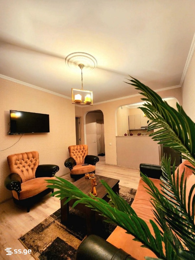 navtlugi st. 10 - 2 rooms