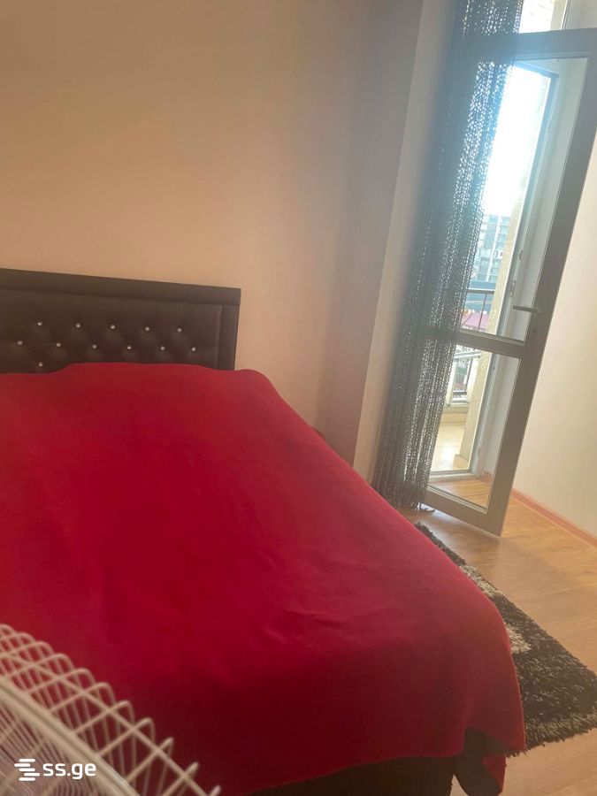 32 - 3 rooms