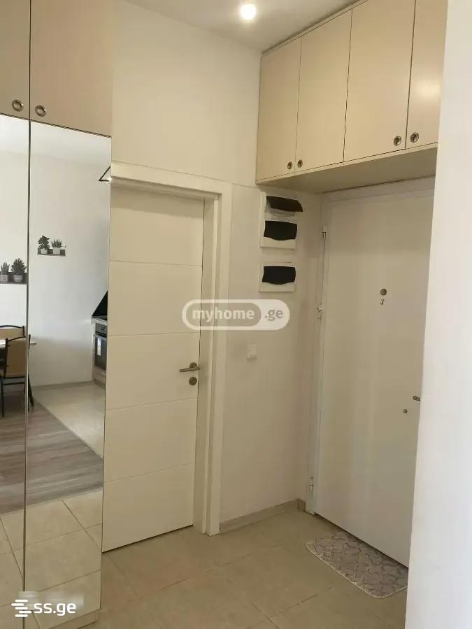 Bob walsh st. - 2 rooms
