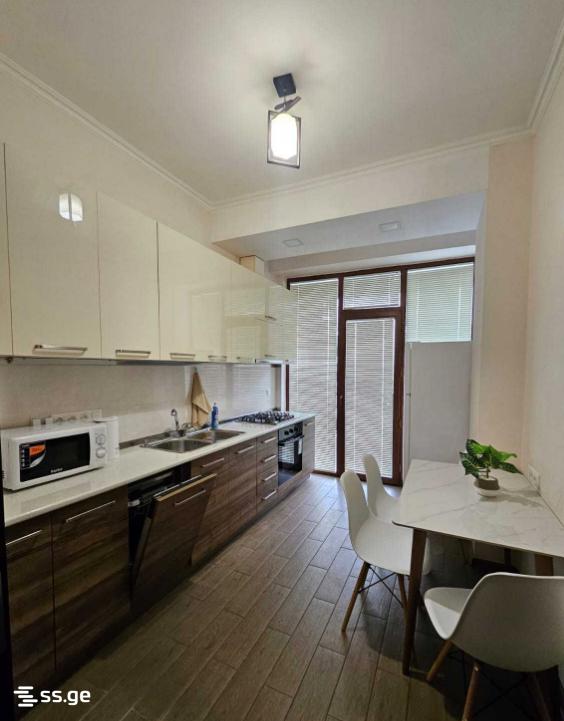 mirotadze st. 8 - 3 rooms