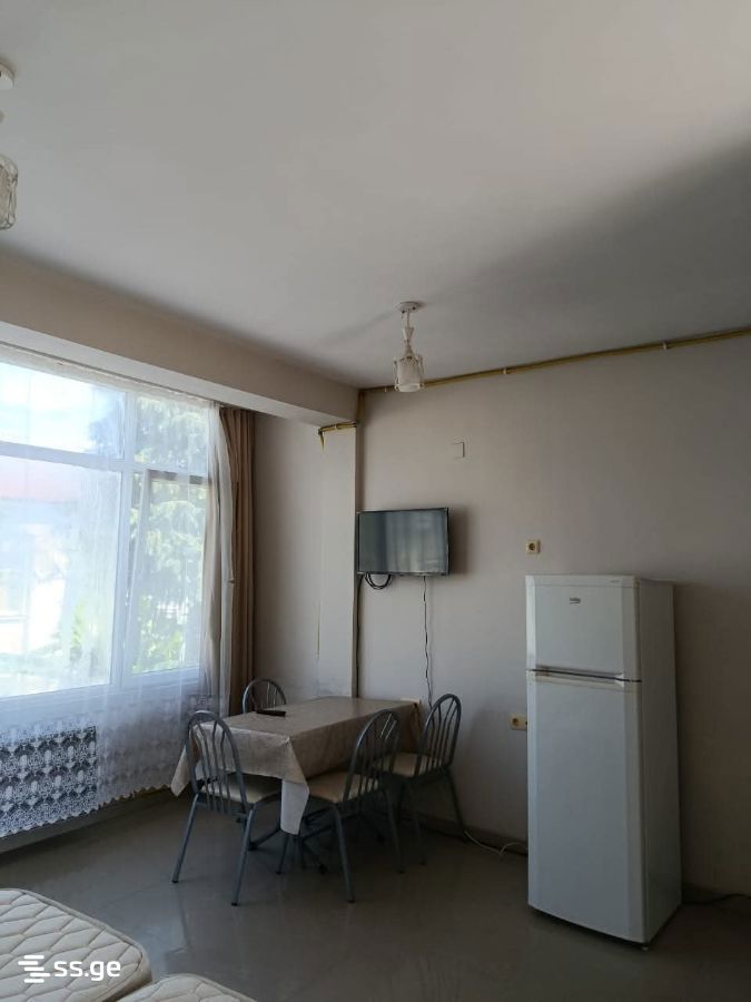 1 - 1 rooms