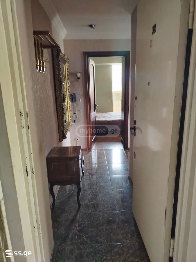 Gr. Robakidze Ave - 2 rooms