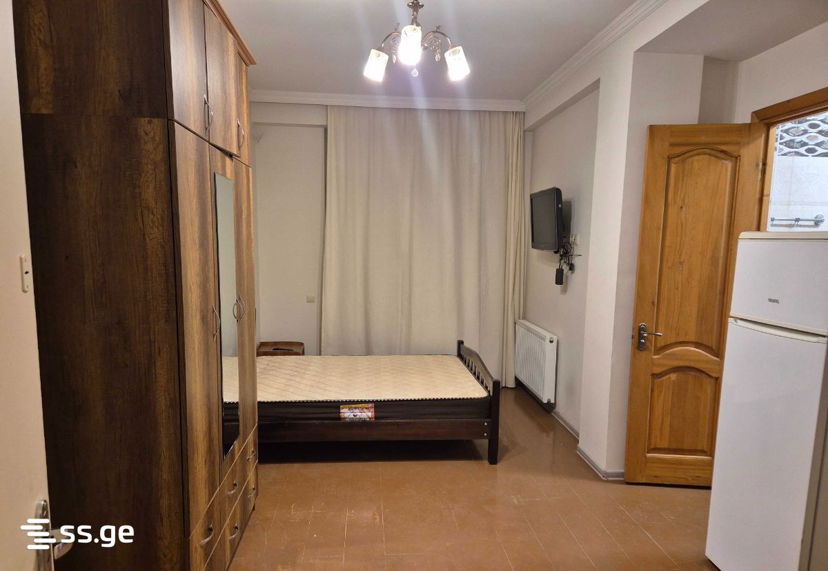 Guramishvili ave (Nadzaladevi) 73 - 1 rooms
