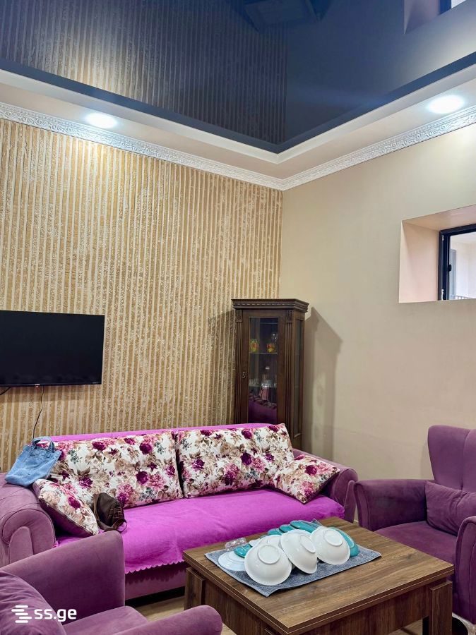 4 - 4 rooms