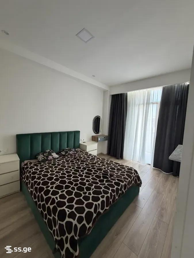 Vepkhistkaosnis st. - 3 rooms