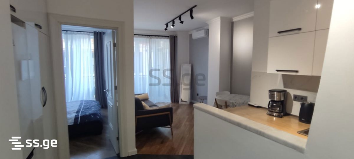 76-78 - 2 rooms