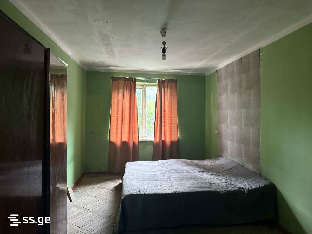 Shota Rustaveli st. 28 - 3 rooms