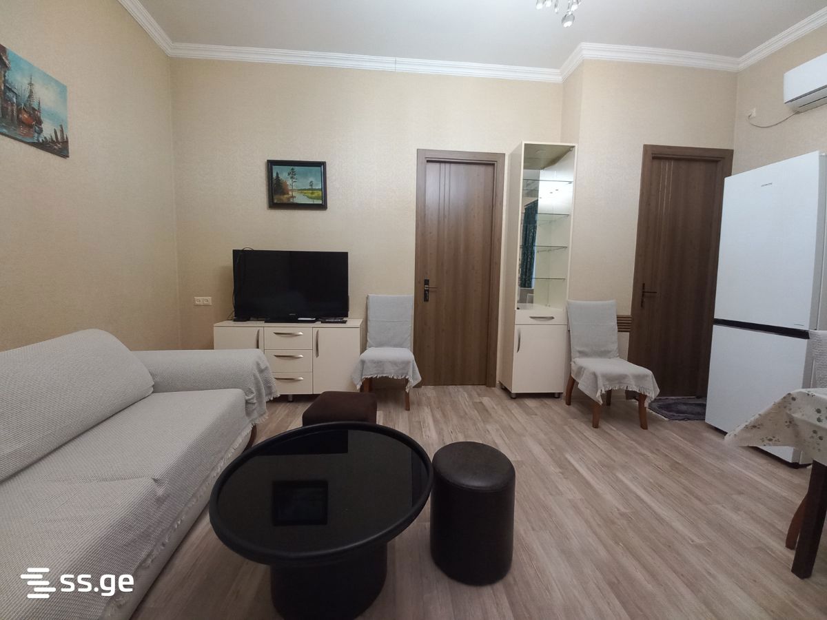 mamardashvili st. 52 - 3 rooms