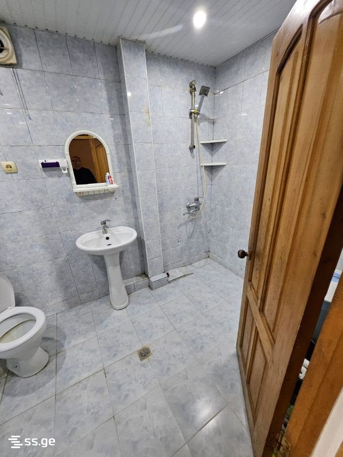 10 - 3 rooms