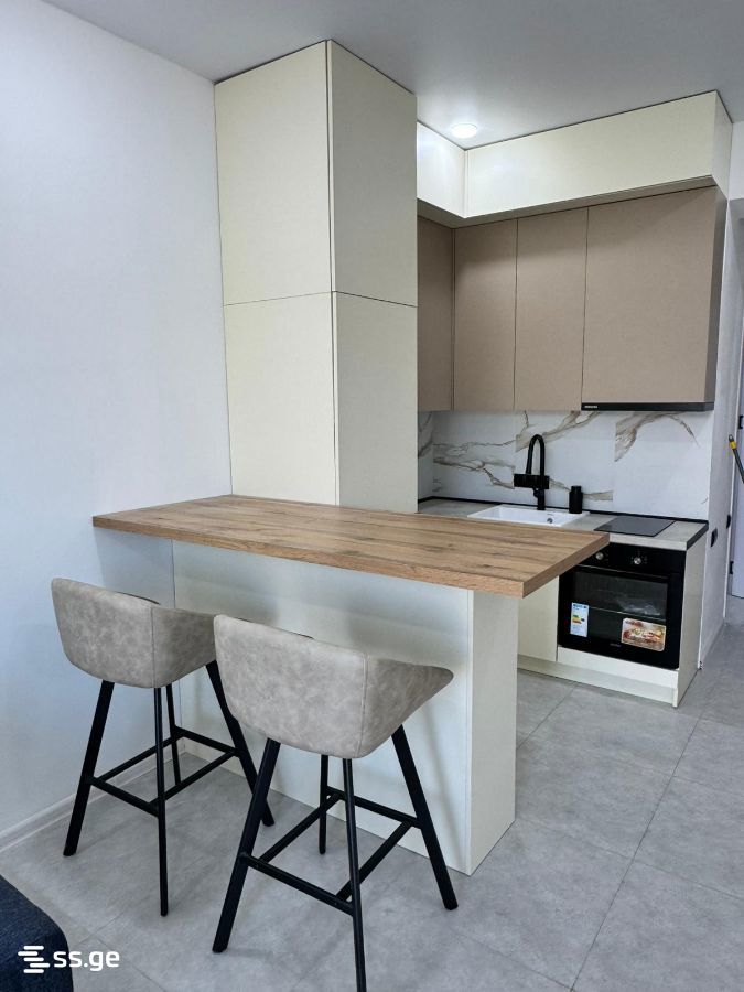 Asi atasi mocame st. - 3 rooms