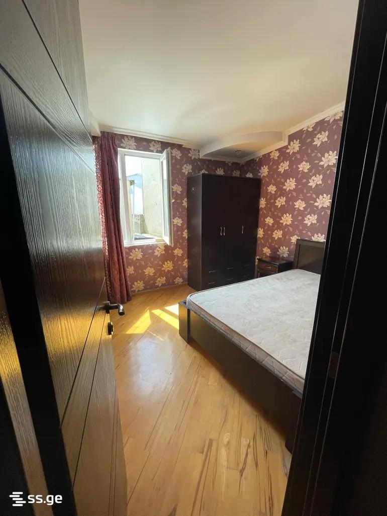 S. Tskhakaia st. 1ა - 5 rooms
