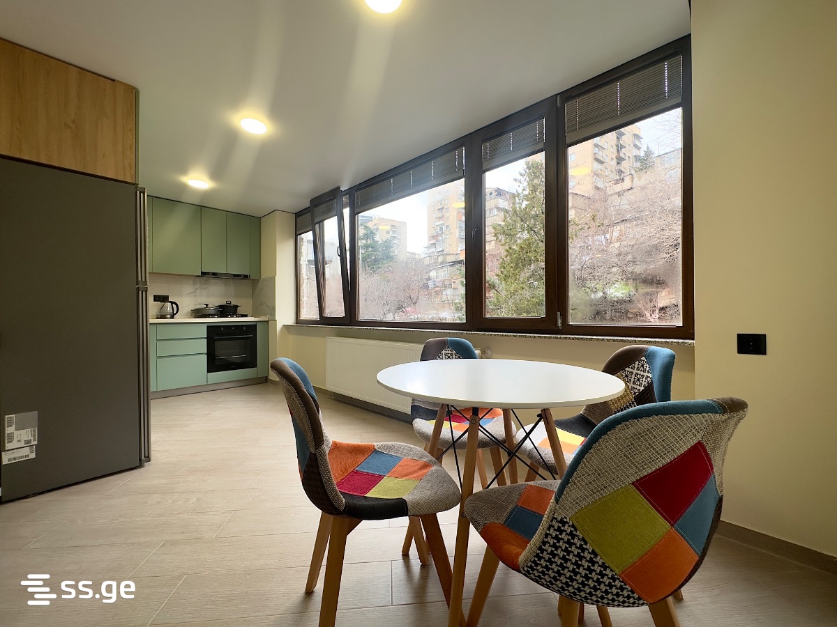 s. cincadze st 77 - 3 rooms