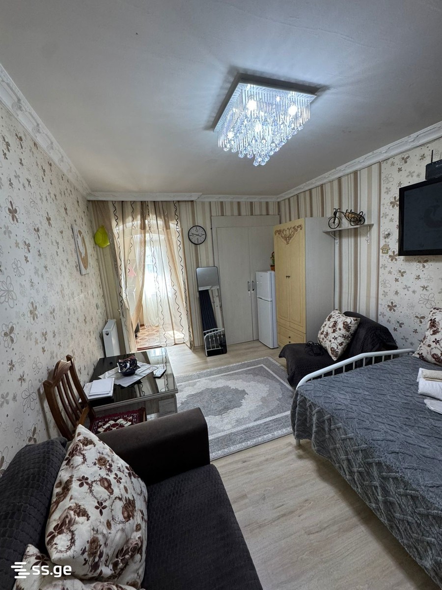 razikashvili st. 5 - 2 rooms