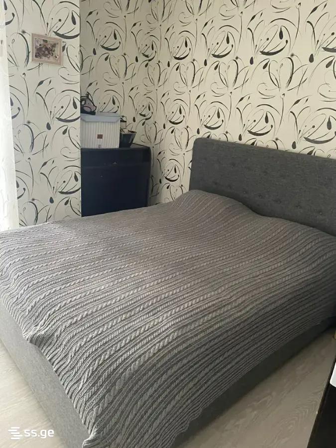 Vepkhistkaosnis st. 54 - 3 rooms