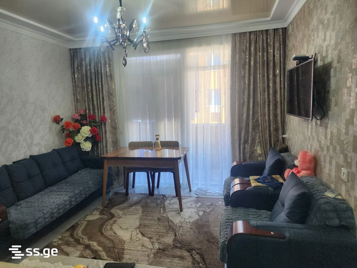 48 - 3 rooms