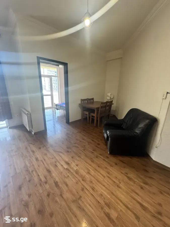 Mirian Mephe st. 0 - 2 rooms