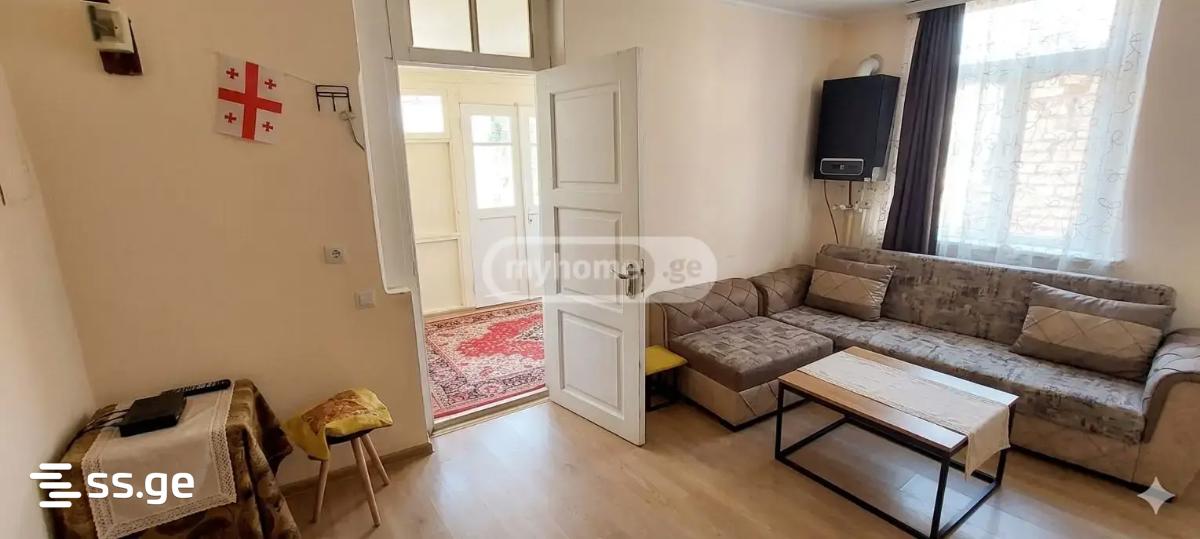 Beri Gabriel Salosi Ave. - 3 rooms