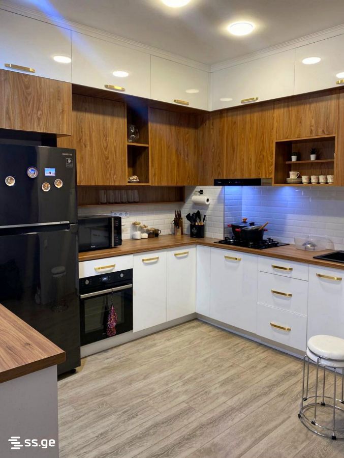 100 - 3 rooms