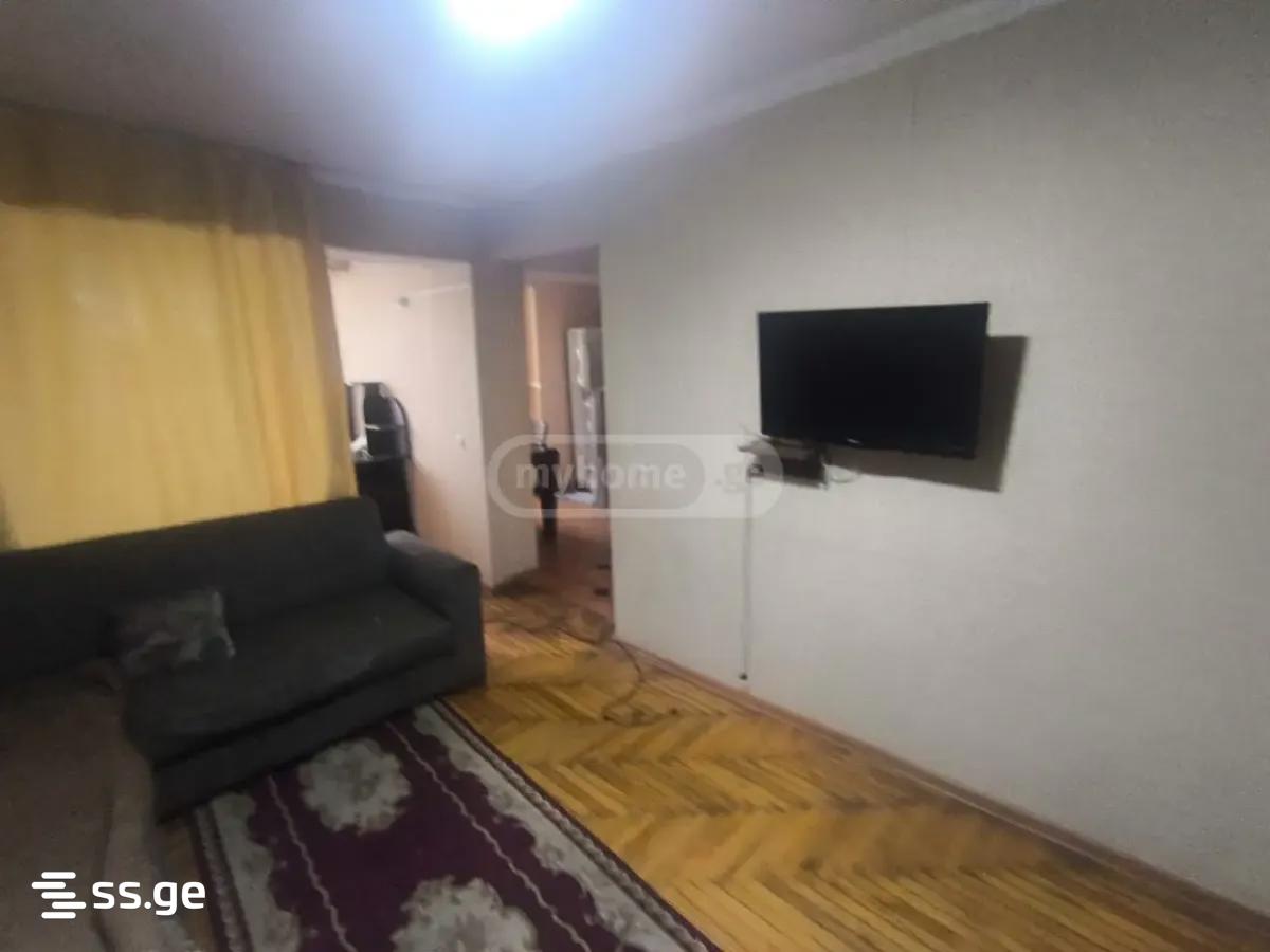 Z. Gamsakhurdia st. - 2 rooms