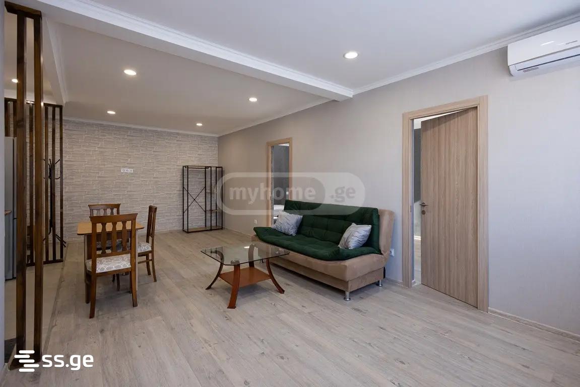 janashia st. - 3 rooms