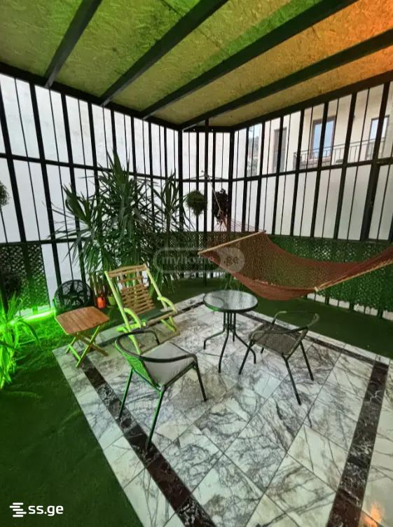t. tabidze st. 1 - 5 rooms