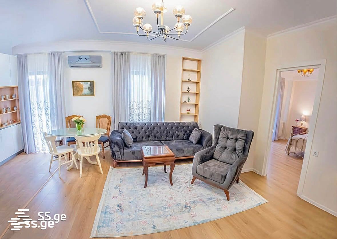 Holy Martyr Vasilisko st. 3 - 3 rooms
