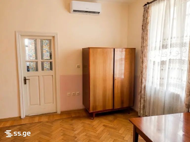 Beri Gabriel Salosi Ave. - 3 rooms