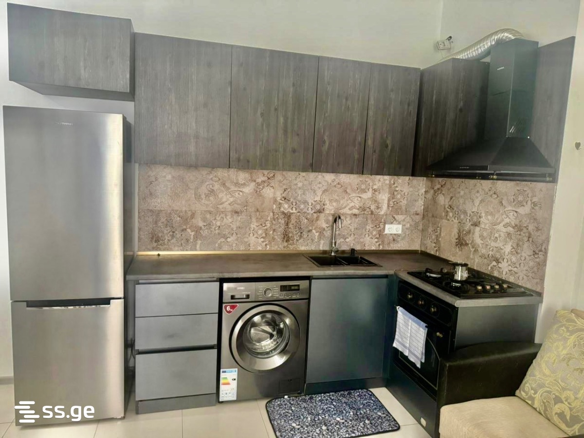 parnavaz mepe avenue 24 - 3 rooms