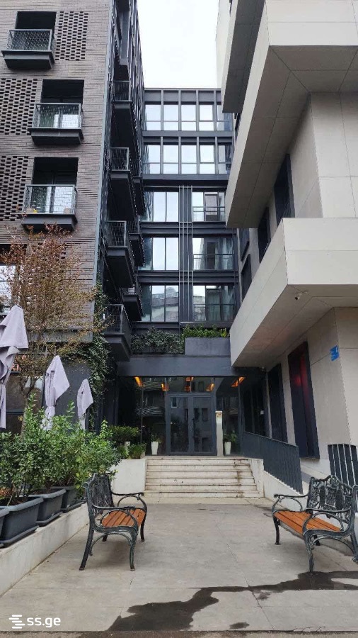 barnovi st. 76 - 4 rooms