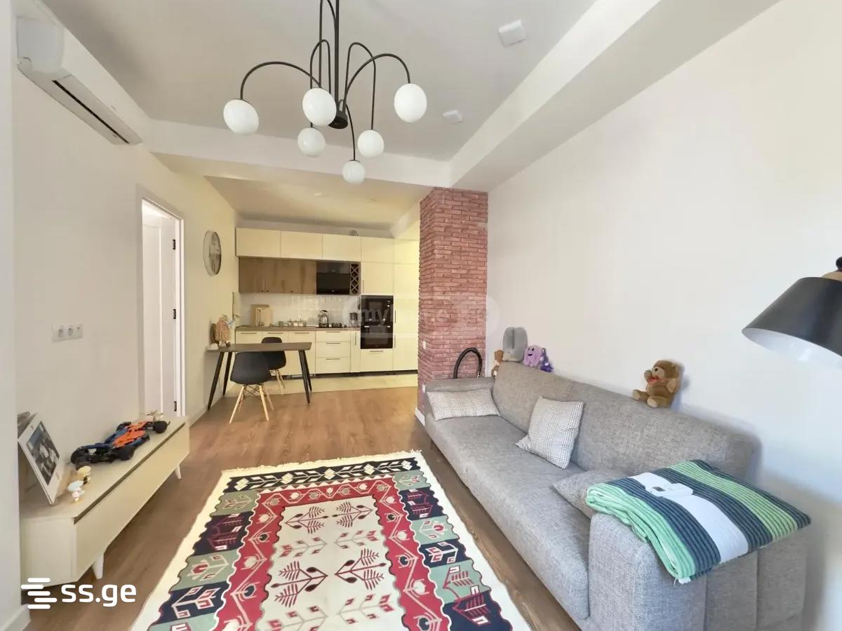 B.Kvernadze st. - 3 rooms