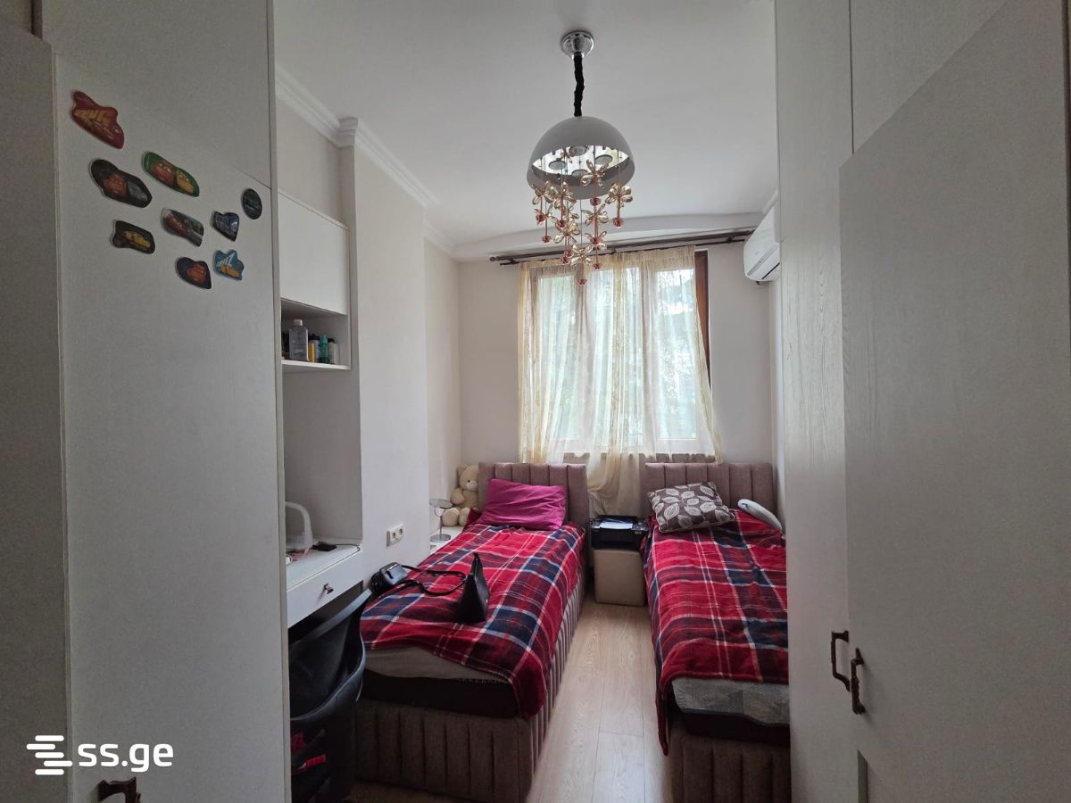 s. chikovani st. 16 - 3 rooms